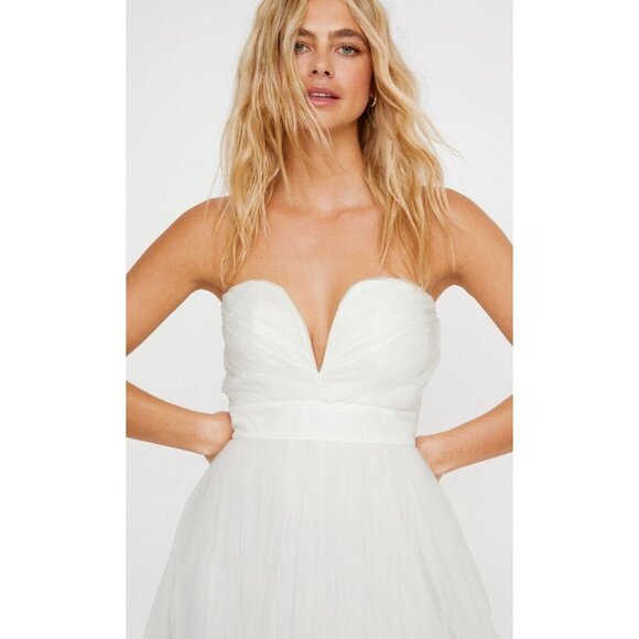 NEW! NASTY GAL STRAPLESS Tulle Bandeau RUFFLE Hem Midi Dress White SZ 6 - Picture 4 of 11